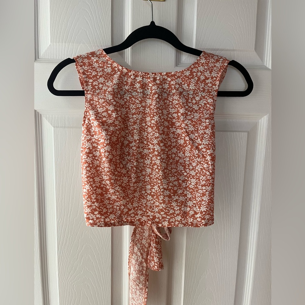 Floral Sleeveless Top with Open Back - Pink and White